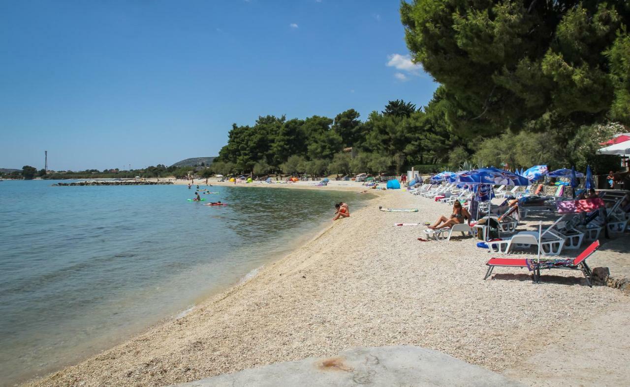 Apartment Sunce Kastela Bagian luar foto