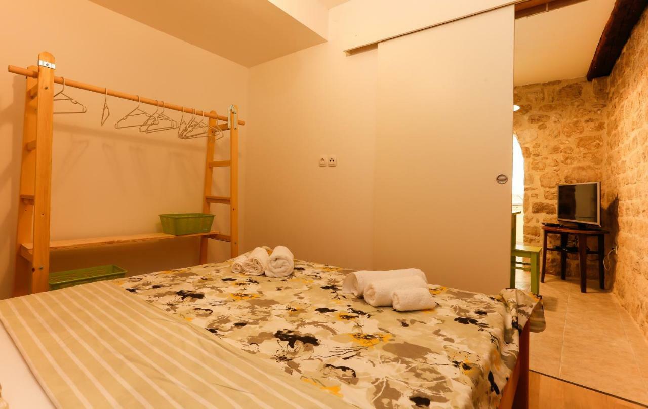 Apartment Sunce Kastela Bagian luar foto