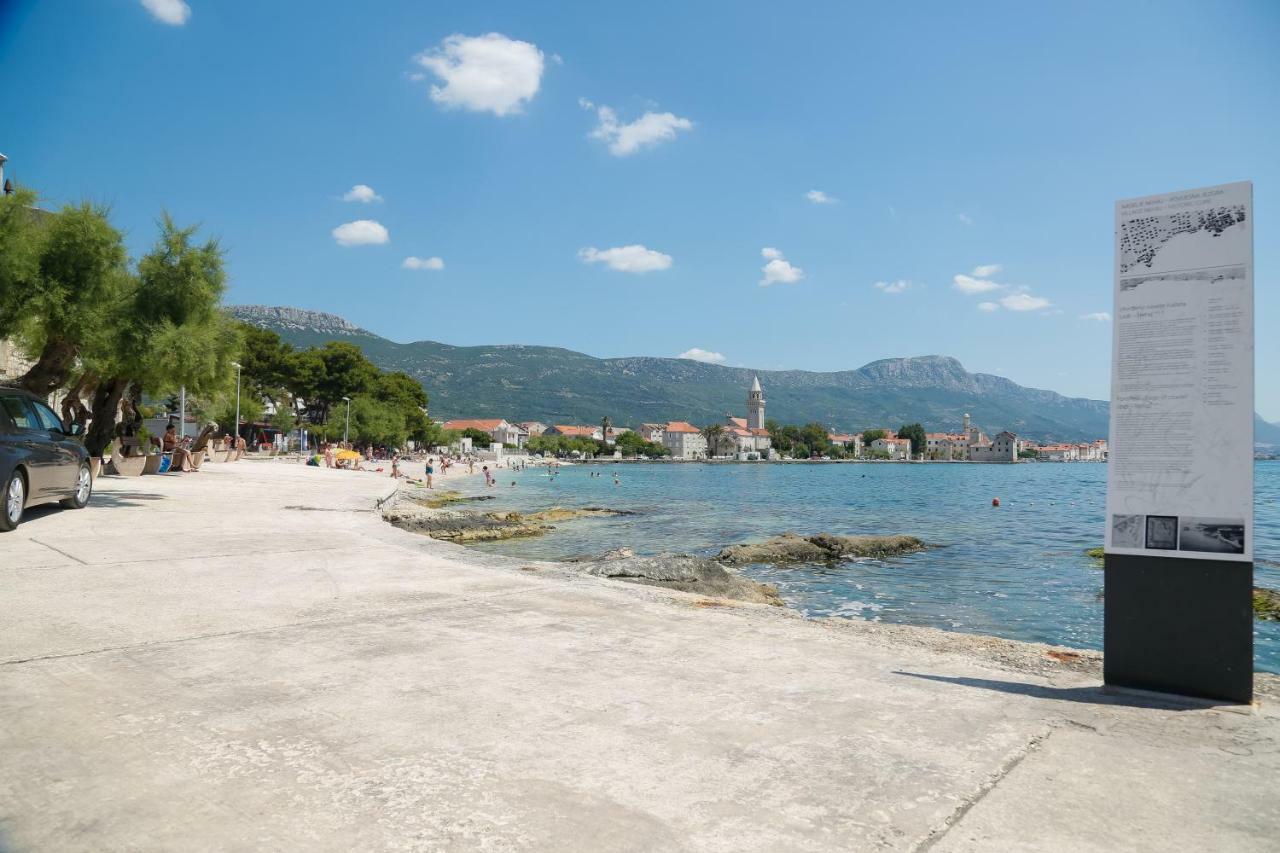 Apartment Sunce Kastela Bagian luar foto