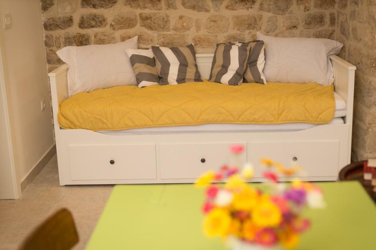 Apartment Sunce Kastela Bagian luar foto