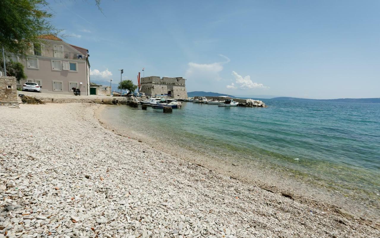 Apartment Sunce Kastela Bagian luar foto